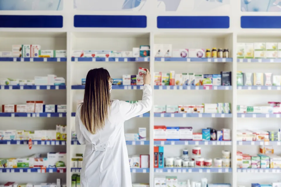 Heeft u medicijnen over? Lever ze in bij uw apotheek!